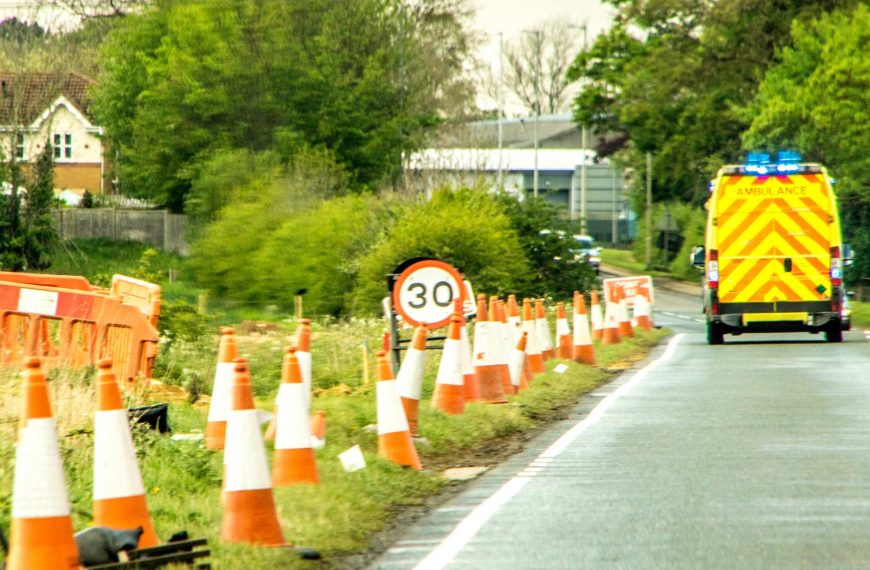 The Role of Traffic Control in Emergency Situations: Ensuring Quick Response and Public Safety