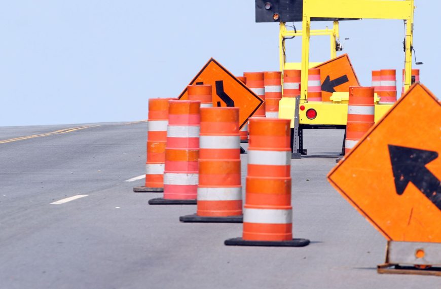 Flagging Companies: How Professional Traffic Control Keeps Projects Safe and Incident-Free